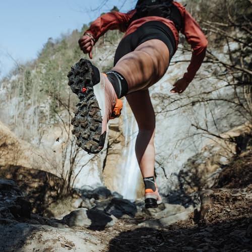 Women Trail Running